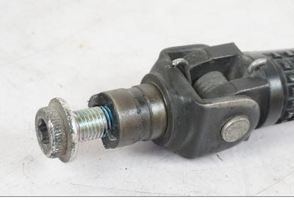 Baksidan på Fotpinne från en Suzuki GSX-S 1000 -2017 motorcykel.