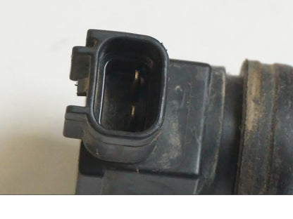 Baksidan på Tändspole från en KTM 1190 Adventure -2015 motorcykel.