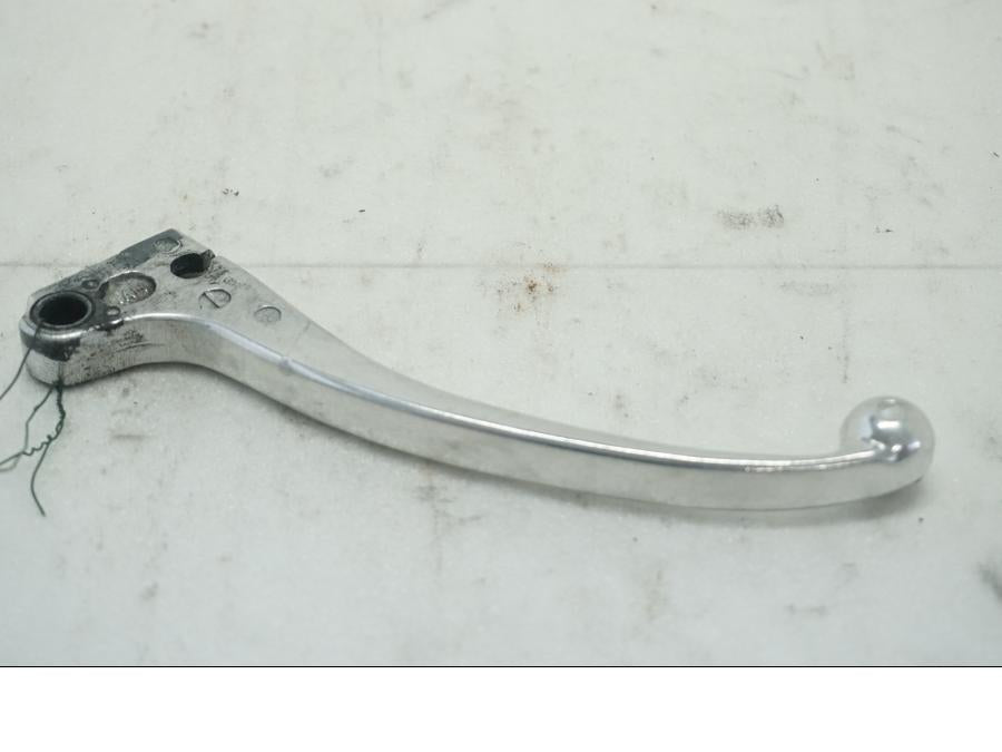 Baksidan på Kopplingsgrepp från en Honda CBR 500 R -2013 motorcykel.