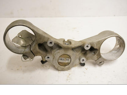 Baksidan på Gaffelkrona från en BMW R 1200 GS -2006 motorcykel.