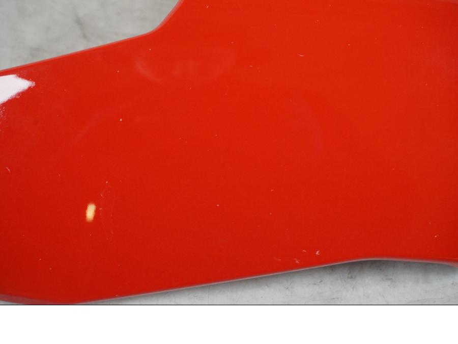 Baksidan på Strålkastarkåpa från en BMW S 1000 XR -2021 motorcykel.