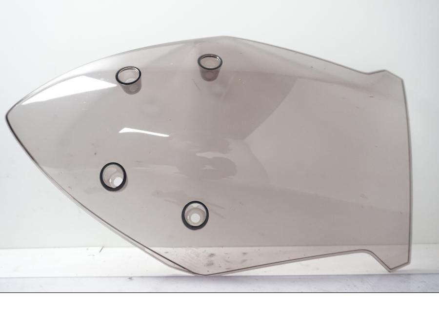 Extrabild2 på Vindruta från en Suzuki GSX-S 1000 -2019 motorcykel.