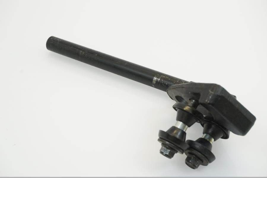 Höger sida på Styre från en Suzuki GSX 1100 F -1991 motorcykel.