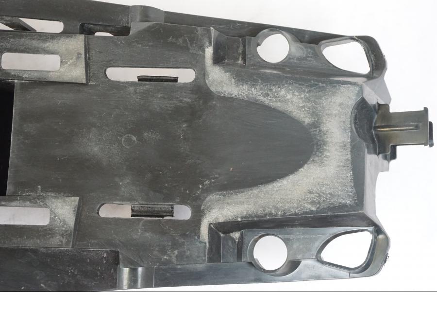 Snett uppifrån på Undertail från en Suzuki GSX-R 750 -2007 motorcykel.