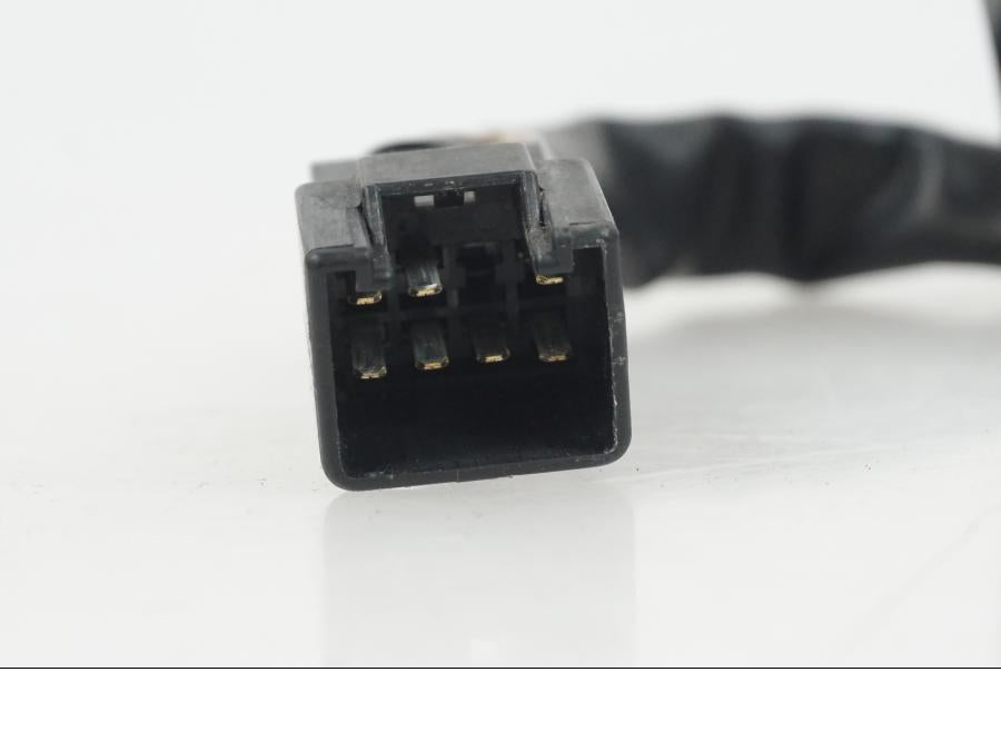 Vänster sida på Kablage från en Suzuki GSX-R 750 -2009 motorcykel.