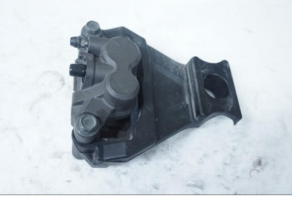 Vänster sida på Bromsok från en Yamaha YZF 1000 R1 -2002 motorcykel.