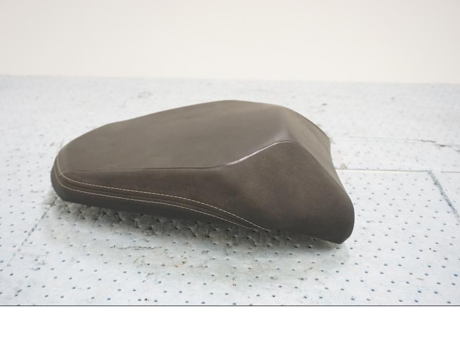 Framsidan på Sadel från en Kawasaki Ninja H2 -2019 motorcykel.