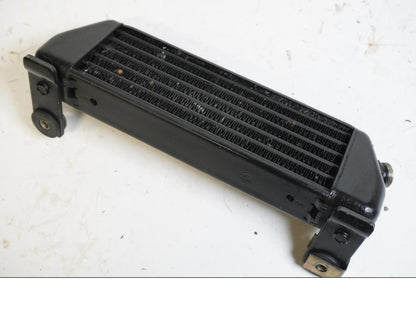 Framsidan på Oljekyl från en BMW K 1200 RS -1998 motorcykel.