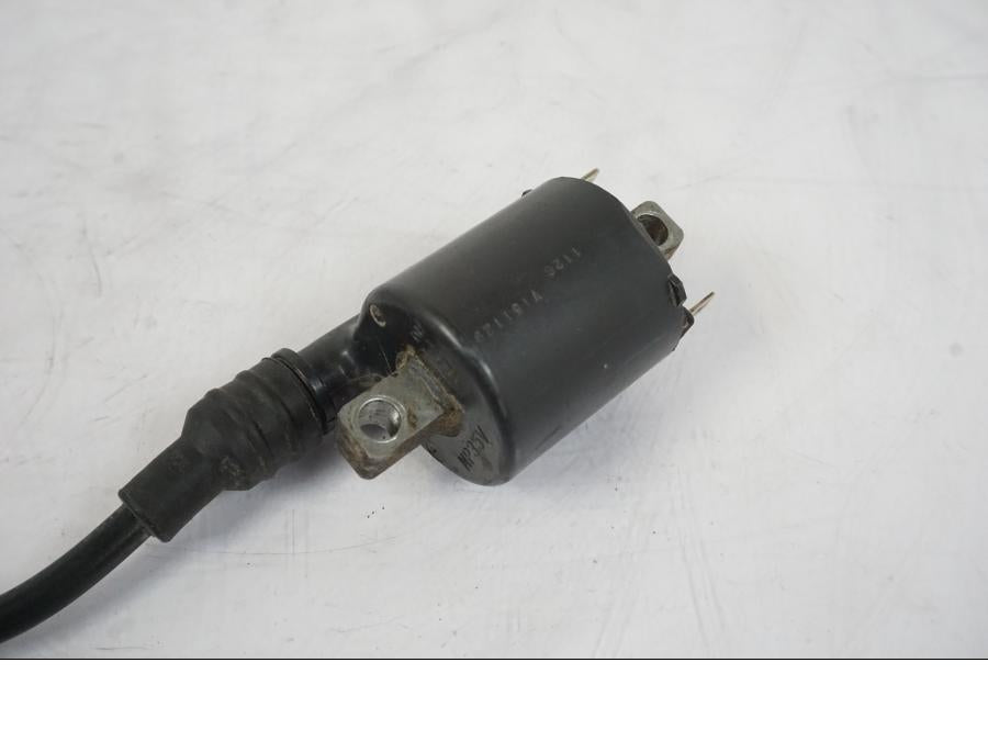 Höger sida på Tändspole från en Honda CRF 1000 Africa Twin -2016 motorcykel.