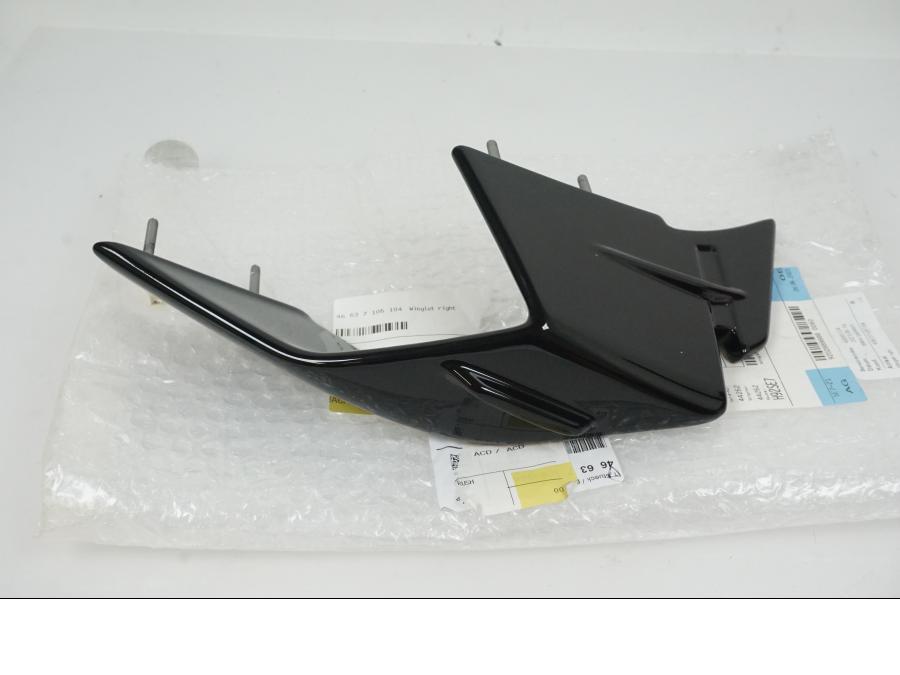 Baksidan på Vindavvisare från en BMW S 1000 RR -2023 motorcykel.