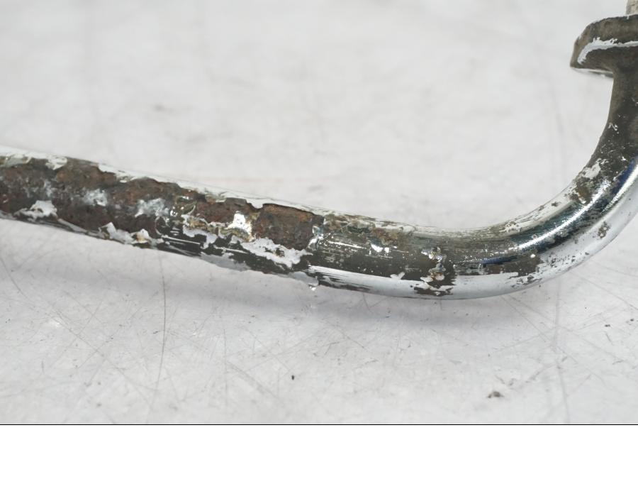 Extrabild1 på Oljekylrör från en Honda CBR 1100 XX -1999 motorcykel.