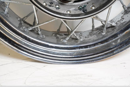 Extrabild3 på Fälg från en Yamaha XVS 1100 -2001 motorcykel.