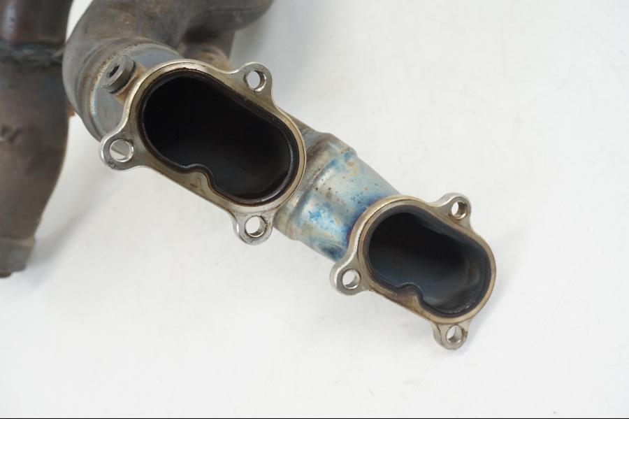 Extrabild2 på Grenrör från en Ducati Streetfighter V4 -2020 motorcykel.