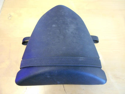 Framsidan på Sadel från en Kawasaki ZX-10R -2006 motorcykel.