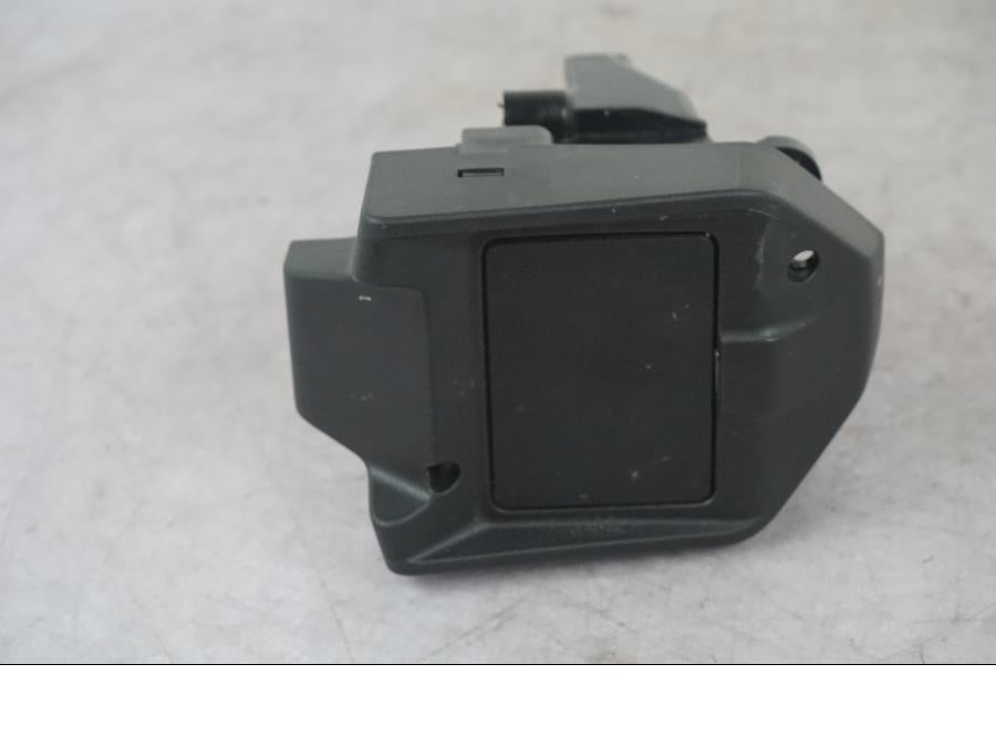 Baksidan på Radar från en KTM 1290 Super Adventure S -2022 motorcykel.