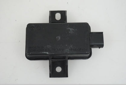 Framsidan på RDC Styrenhet från en KTM 1290 Super Duke -2019 motorcykel.