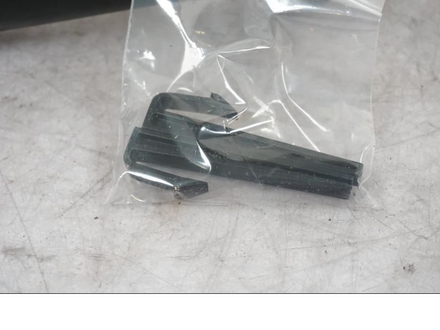 Snett uppifrån på Luftburksnorkel från en BMW F 800 R -2018 motorcykel.