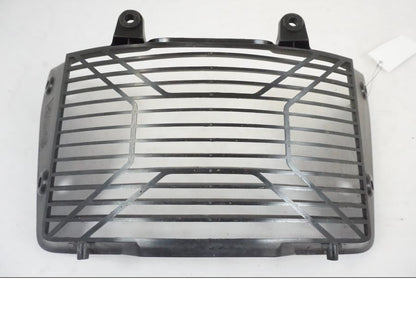 Snett uppifrån på Vattenkylgaller från en KTM 390 Adventure -2021 motorcykel.