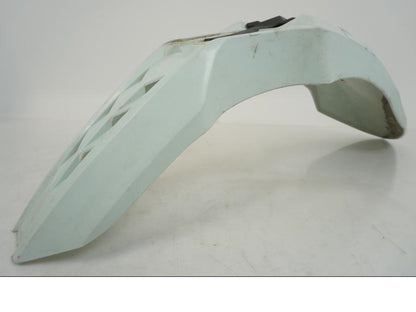 Höger sida på Framskärm från en AJP PR7 -2021 motorcykel.