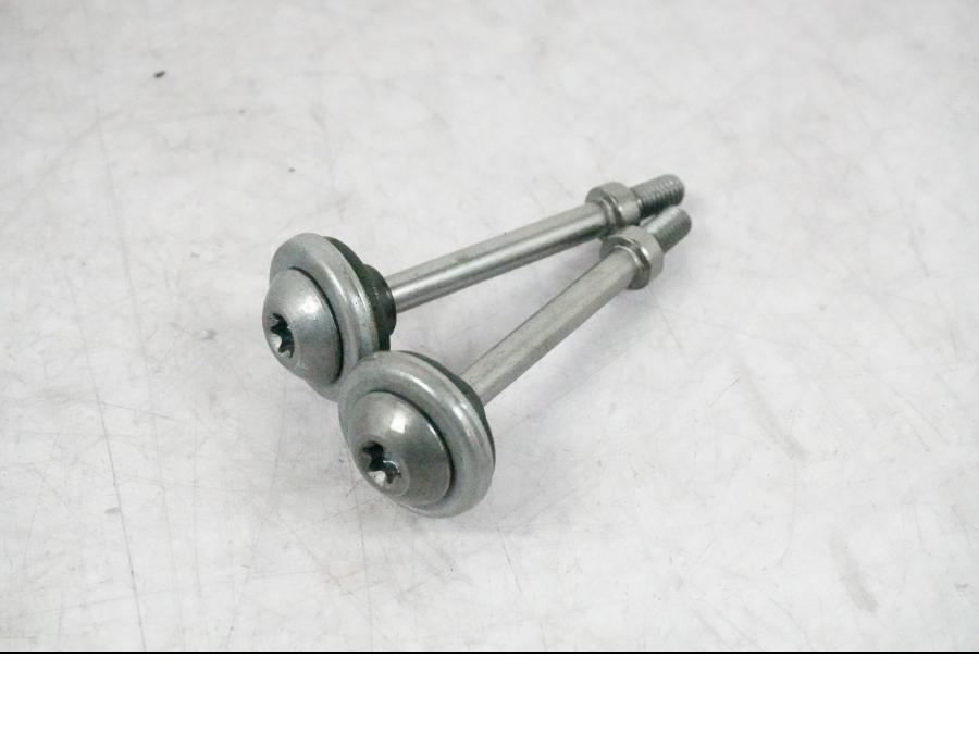 Baksidan på Ventilkåpa från en BMW R 1200 GS -2010 motorcykel.