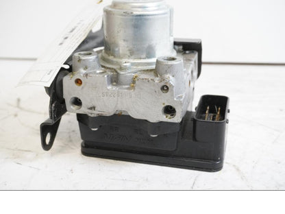 Baksidan på ABS Modulator från en Triumph Sprint ST -2007 motorcykel.