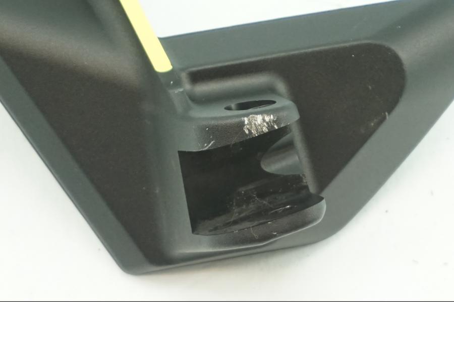 Höger sida på Fotpinnefäste från en Husqvarna Vitpilen 701 -2018 motorcykel.