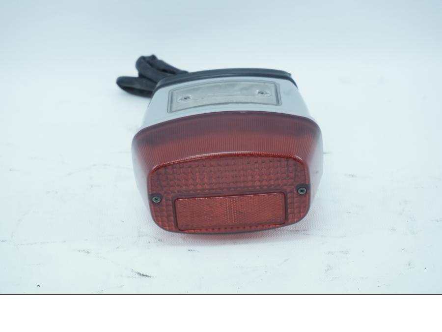 Framsidan på Baklampa från en Kawasaki VN 1500 Classic Tourer -2001 motorcykel.