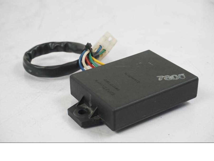 Baksidan på Styrdon från en Aprilia RS 125 -2000 motorcykel.