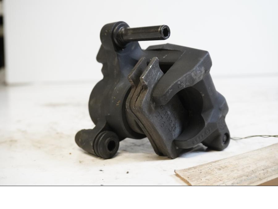 Baksidan på Bromsok från en BMW S 1000 RR -2010 motorcykel.