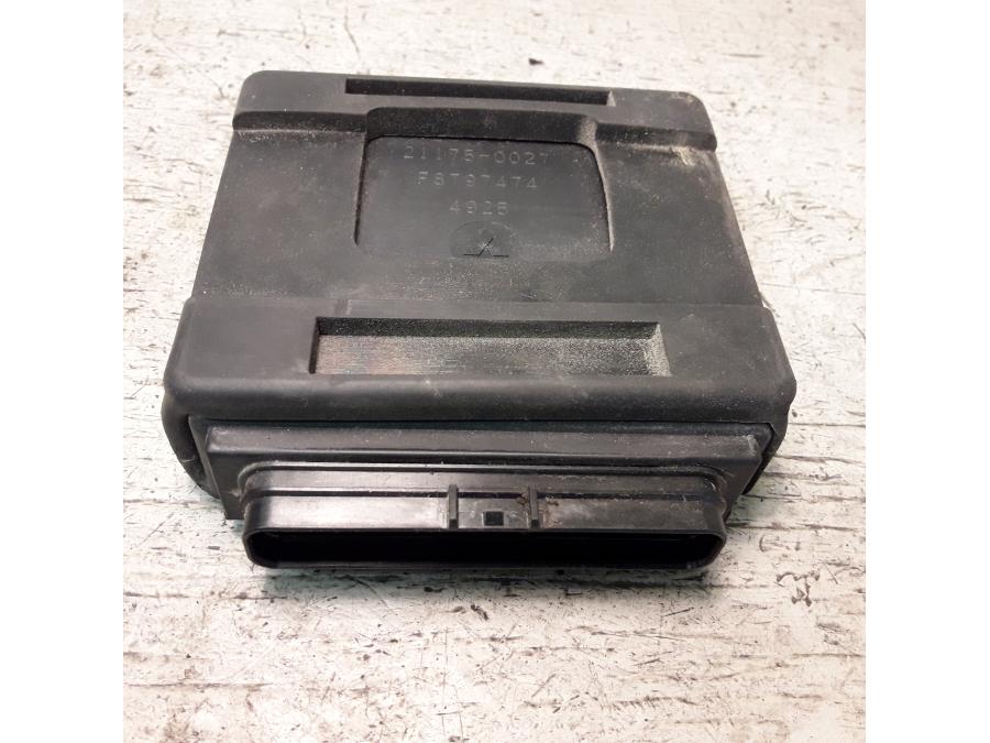 Framsidan på CDI / ECU från en Suzuki VZ 1600 -2005 motorcykel.