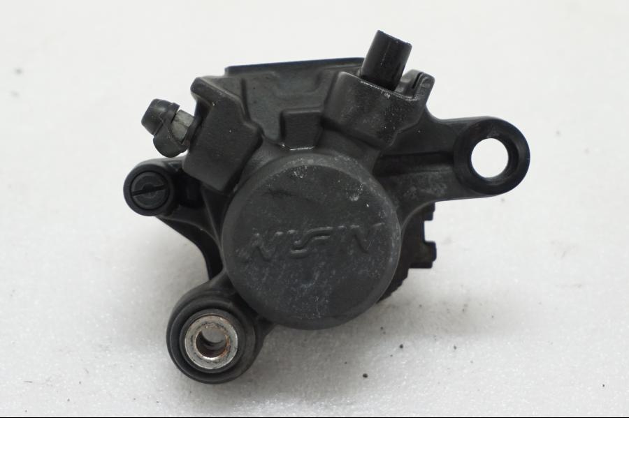 Framsidan på Bromsok från en Suzuki SV 1000 -2007 motorcykel.