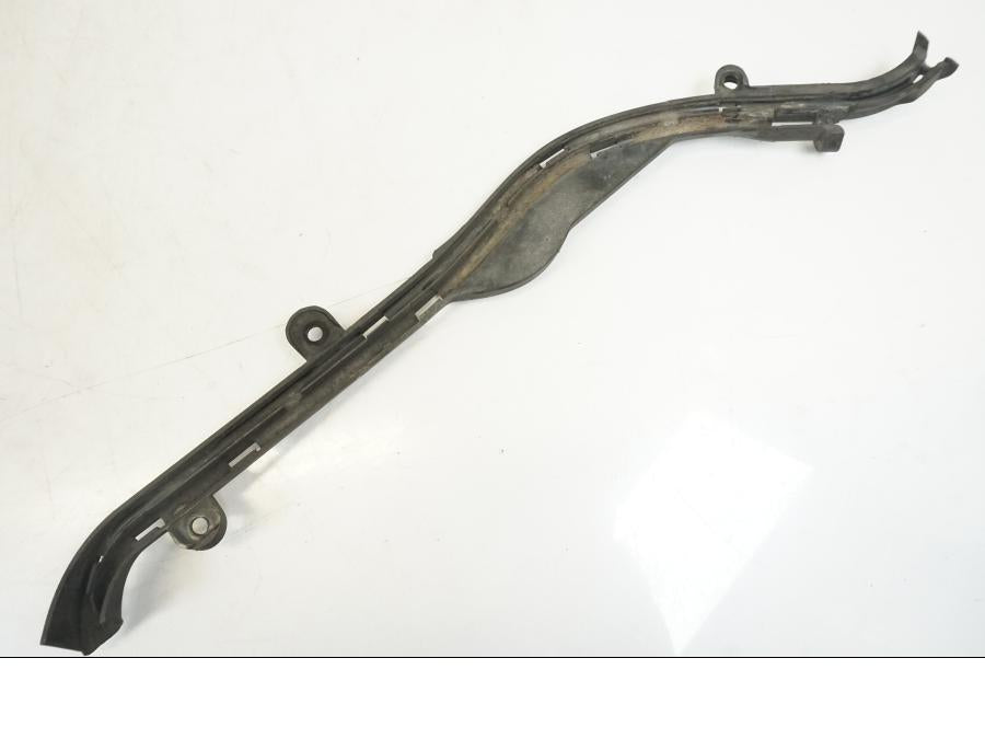 Vänster sida på Plast från en BMW F 650 CS -2003 motorcykel.