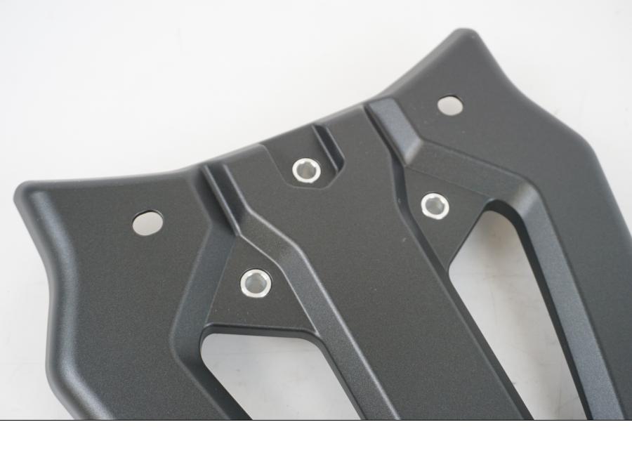 Baksidan på Pakethållare från en Yamaha XT 1200 Z -2016 motorcykel.