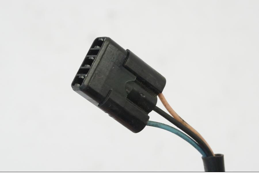 Snett nerifrån på Sidostöd från en KTM 690 Duke -2016 motorcykel.