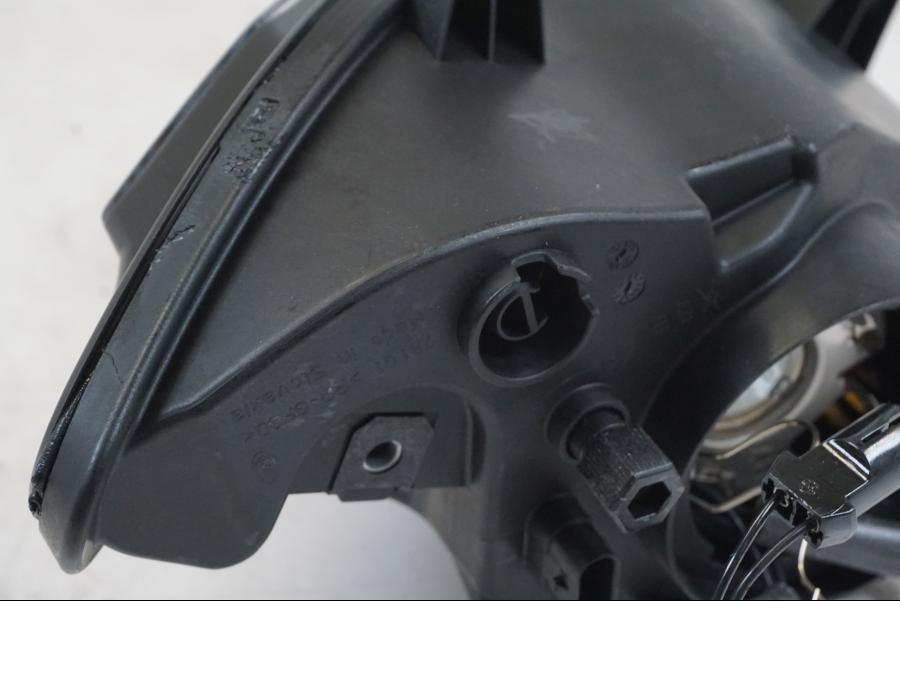 Extrabild6 på Strålkastare från en BMW R 1200 RS -2014 motorcykel.