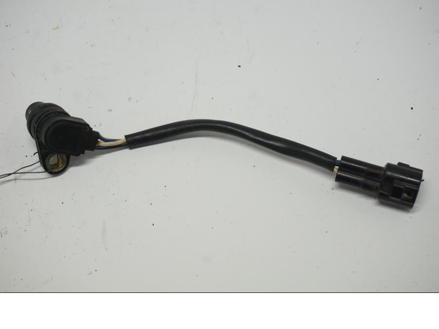 Framsidan på Kamaxelsensor från en Yamaha FZ1-SA -2007 motorcykel.