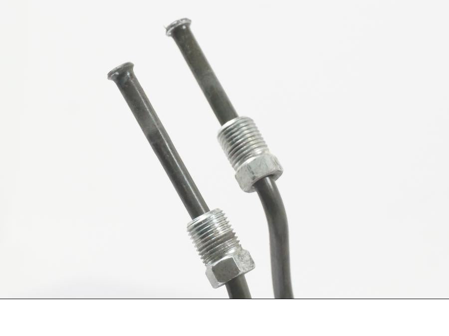 Extrabild5 på Bromsledning från en Yamaha MT-09 -2016 motorcykel.