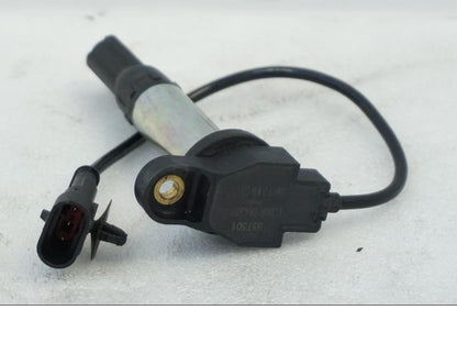 Baksidan på Tändspole från en Aprilia RSV 1000 -2010 motorcykel.