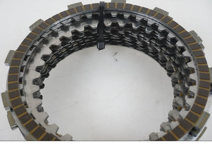 Baksidan på Lameller från en KTM 1290 Super Duke R -2021 motorcykel.