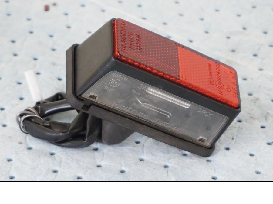 Framsidan på Skyltbelysning från en Suzuki GSX 1300 BK -2008 motorcykel.