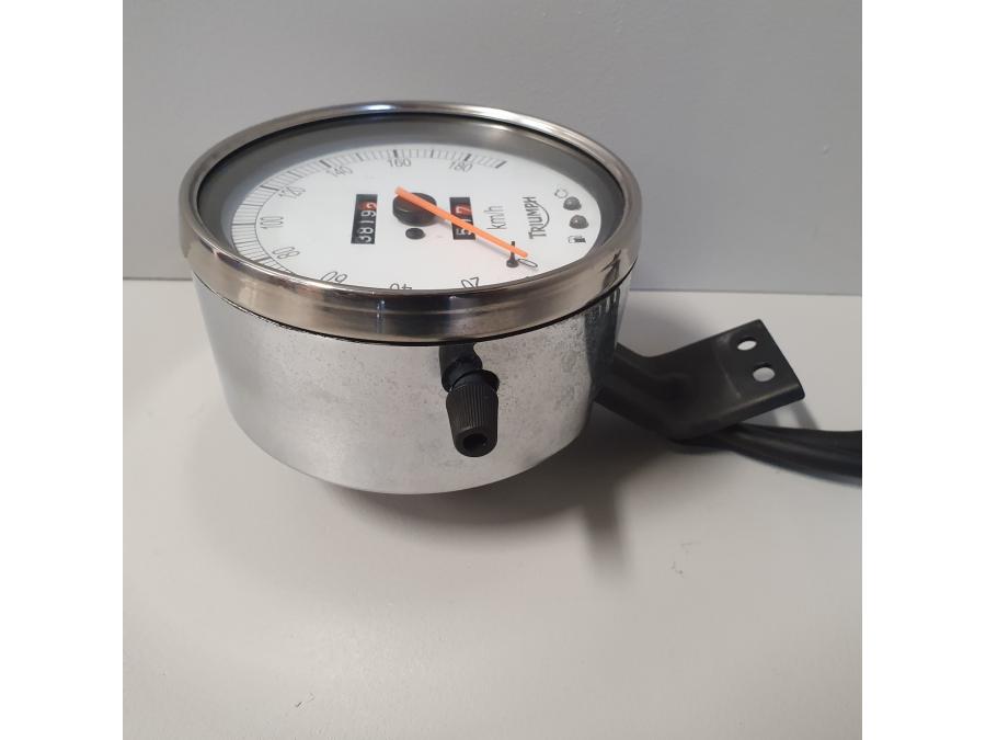 Höger sida på Hastighetsmätare från en Triumph Speedmaster -2010 motorcykel.