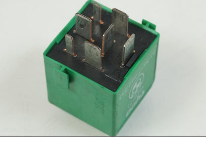 Extrabild1 på Relä från en BMW F 650 CS -2002 motorcykel.