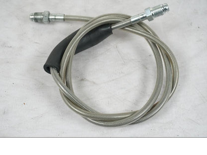 Snett uppifrån på Kopplingsledning från en KTM 690 SM R -2009 motorcykel.