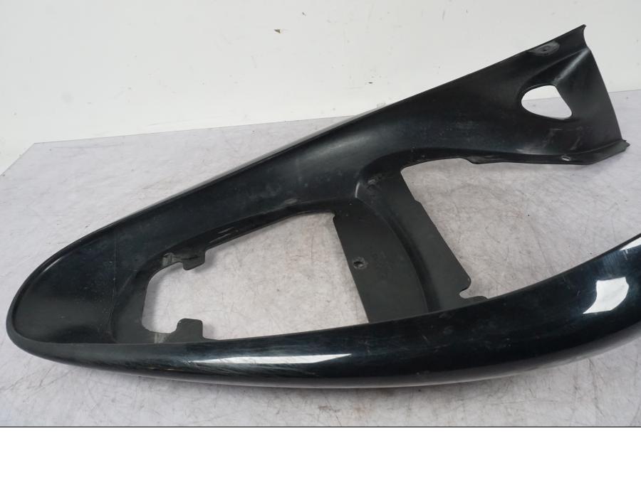 Extrabild5 på Bakvinge från en Buell 1125 R -2008 motorcykel.