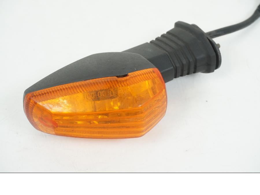 Vänster sida på Blinkers från en Suzuki GSX-R 1000 -2003 motorcykel.