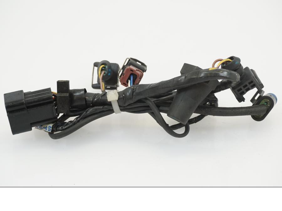 Höger sida på Kablage från en Triumph Sprint RS -2004 motorcykel.