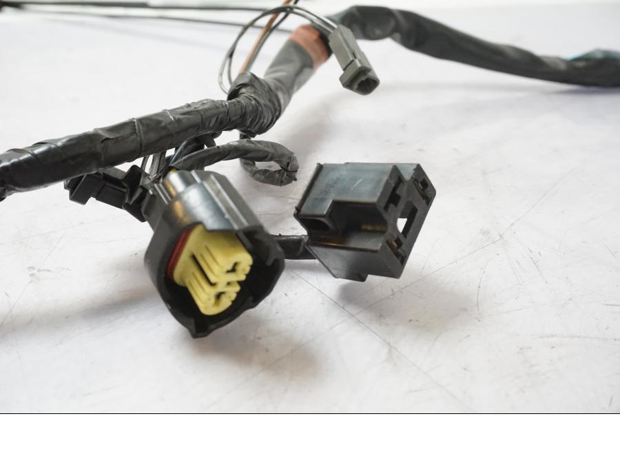 Extrabild1 på Kabelstam från en Suzuki GSX-R 750 -2007 motorcykel.