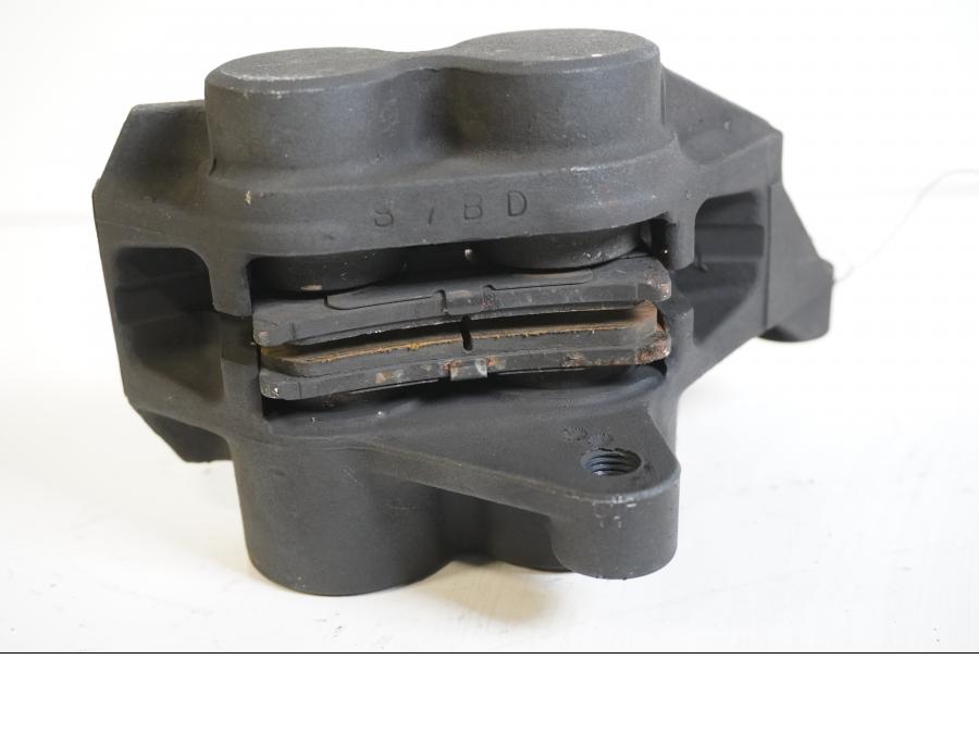 Höger sida på Bromsok från en Yamaha YZF R6 -1999 motorcykel.