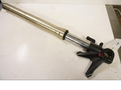 Framsidan på Gaffelben från en Ducati Streetfighter 1098 -2010 motorcykel.