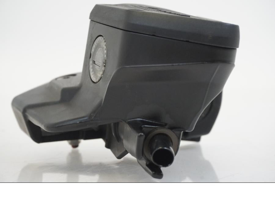 Extrabild2 på Bromshuvudcylinder från en BMW R 1250 GS -2019 motorcykel.